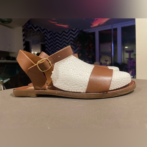 Steve Madden Donddi tan sandals - Picture 7 of 16